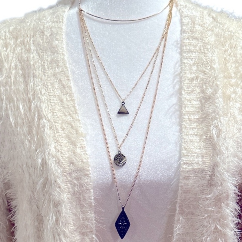 WORLD MARKET HAVANA GOLDTONE THREE LAYERED CURVED BAR NECKLACE